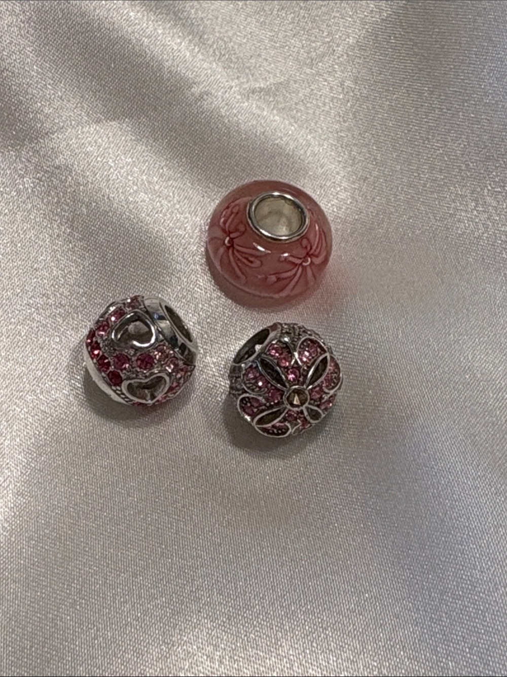 Bundle 1 beads Pink Floral Crystal & 2 Cubic Zirconia Flower ,little hearts .